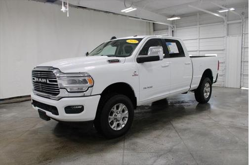 2023 RAM 2500 Laramie Crew Cab 4x4 6'4' Box