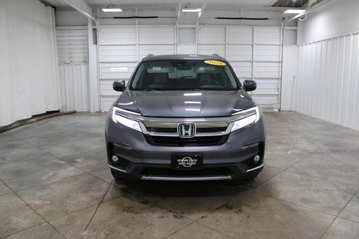 2020 Honda Pilot Touring 8-Passenger