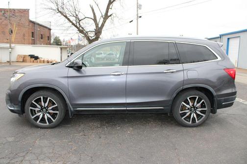 2020 Honda Pilot Touring 8-Passenger