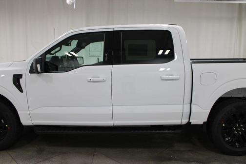 Oxford White 2026 Ford F-150 XLT