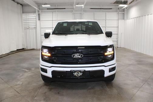 Oxford White 2026 Ford F-150 XLT
