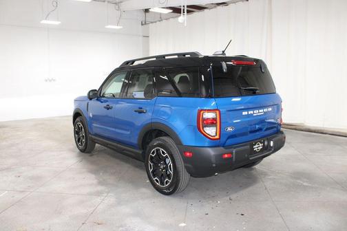 Velocity Blue Metallic 2026 Ford Bronco Sport Outer Banks