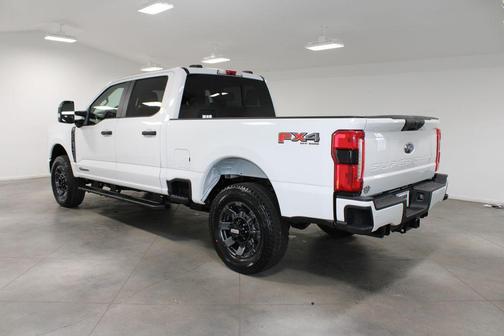 2025 Ford F-250 XL