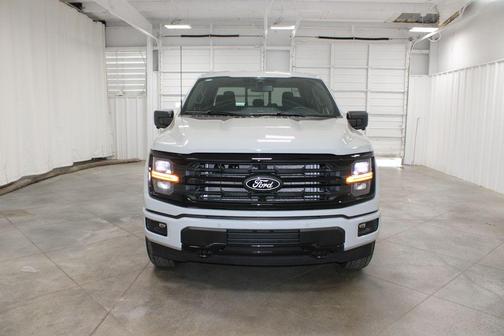 Avalanche 2026 Ford F-150 XLT