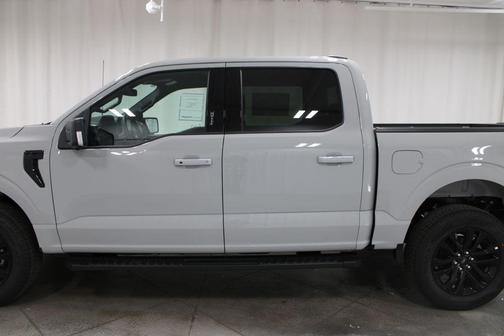 Avalanche 2026 Ford F-150 XLT
