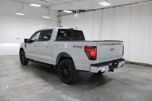 Avalanche 2026 Ford F-150 XLT