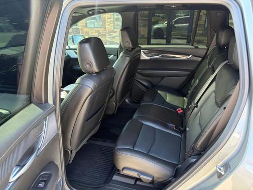 Argent Silver Metallic 2023 Cadillac XT6 Sport AWD