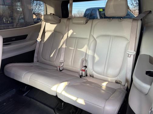 2022 Jeep Wagoneer Series III 4x4