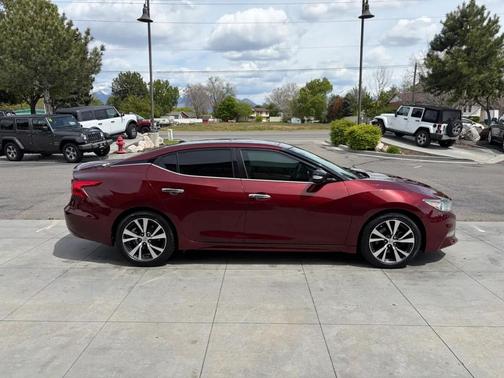 Maroon 2016 Nissan Maxima 3.5 SL