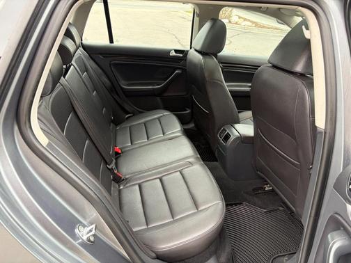 2014 Volkswagen Jetta SportWagen DSG TDI w/Sunroof