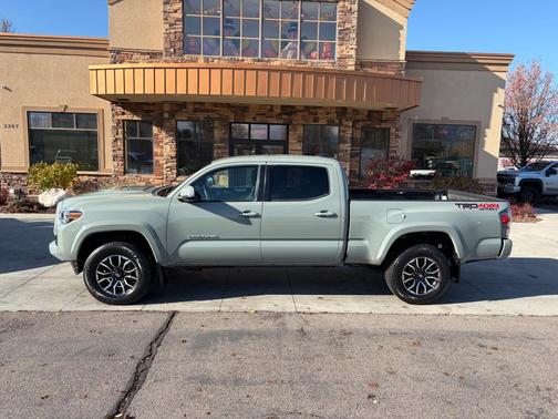 2023 Toyota Tacoma TRD Sport