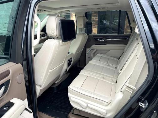 Black 2021 GMC Yukon Denali