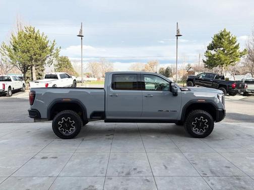 2024 GMC Sierra 2500 AT4X