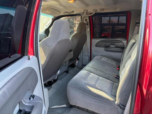 2003 Ford F-250 XLT Crew Cab