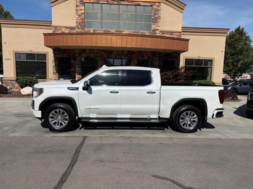 White 2021 GMC Sierra 1500 Denali