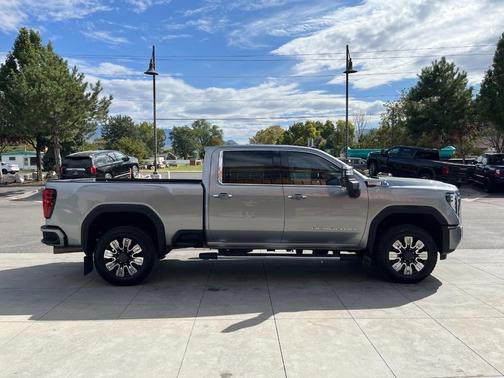 2025 GMC Sierra 3500 Denali
