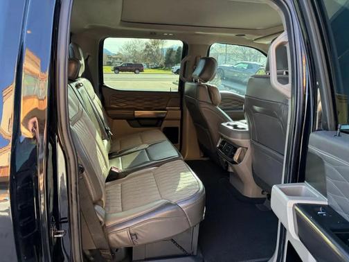 2025 Ford F-350 Platinum