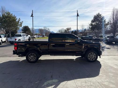 2025 Ford F-350 Platinum