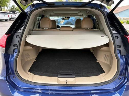 Blue 2017 Nissan Rogue SL