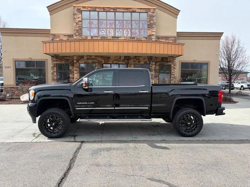2016 GMC Sierra 3500 Denali