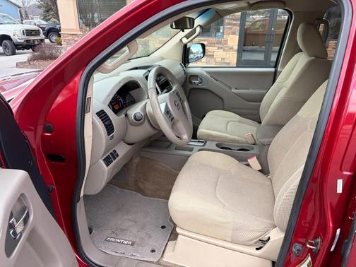 2015 Nissan Frontier SV