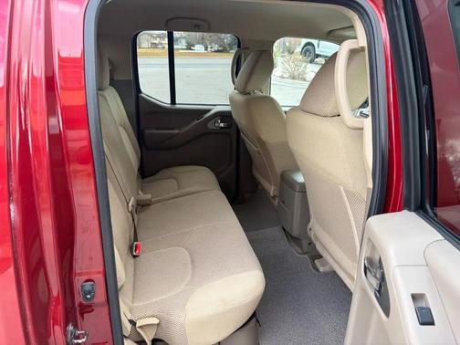 2015 Nissan Frontier SV