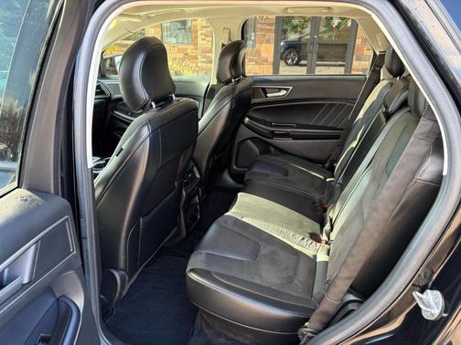 2016 Ford Edge Sport