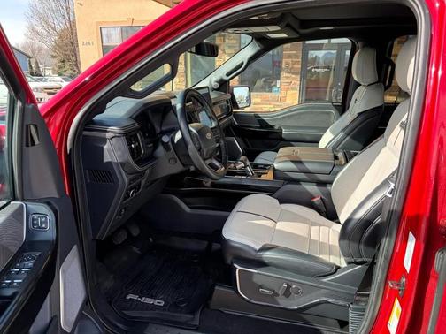 2023 Ford F-150 Lightning Platinum