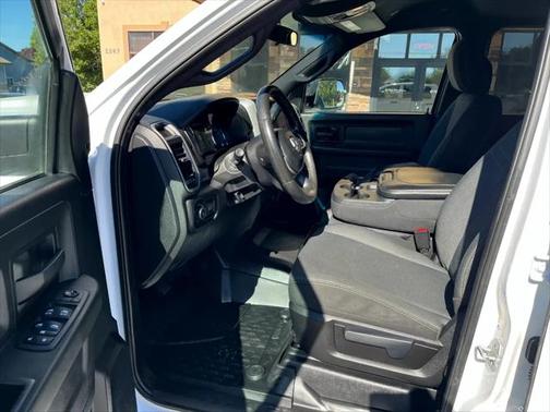 2022 RAM 2500 Tradesman Crew Cab 4x4 8' Box