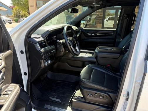 White 2023 GMC Yukon Denali