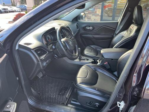 2021 Jeep Cherokee Trailhawk