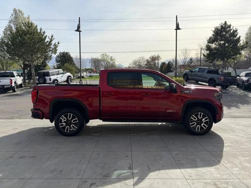 2025 GMC Sierra 1500 AT4