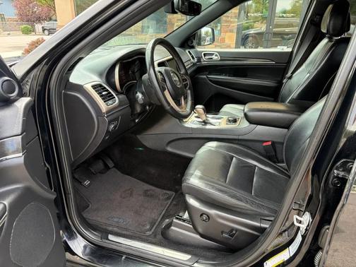 Black 2017 Jeep Grand Cherokee Limited