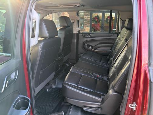 2020 Chevrolet Suburban LT