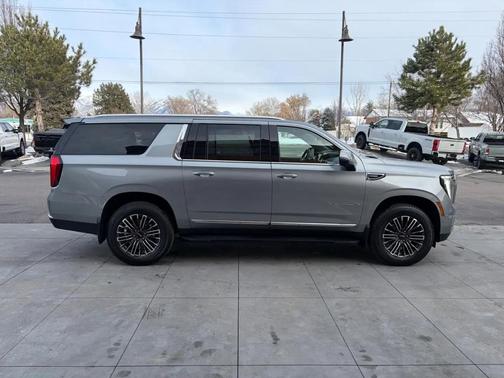 2025 GMC Yukon XL Elevation 4WD