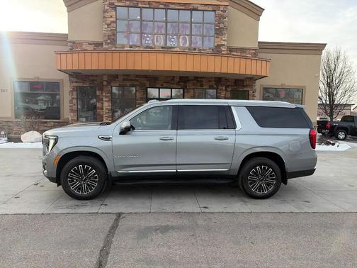 2025 GMC Yukon XL Elevation 4WD