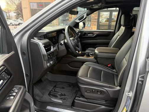 2025 GMC Yukon XL Elevation 4WD