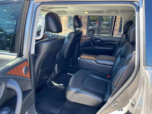 2018 INFINITI QX80 Base