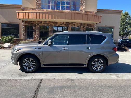 2018 INFINITI QX80 Base