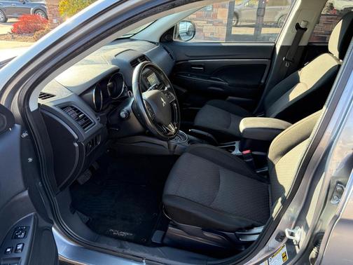 2017 Mitsubishi Outlander Sport 2.4 SE