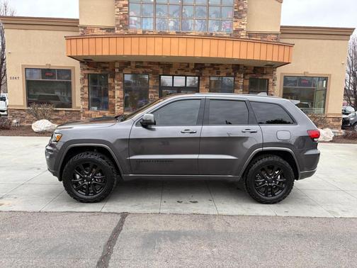 2017 Jeep Grand Cherokee Altitude