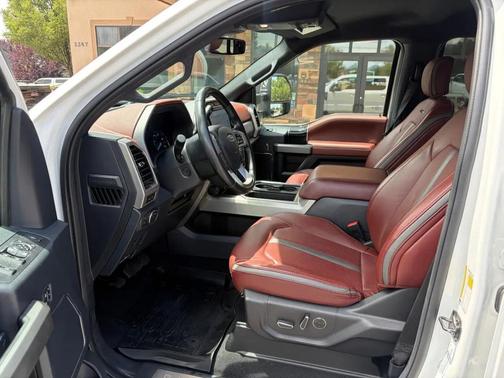White 2022 Ford F-350 Platinum
