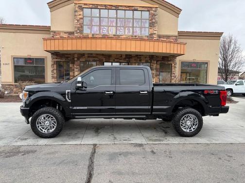 2022 Ford F-250 Platinum