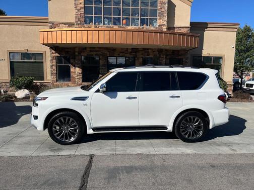 2022 Nissan Armada Platinum 4WD