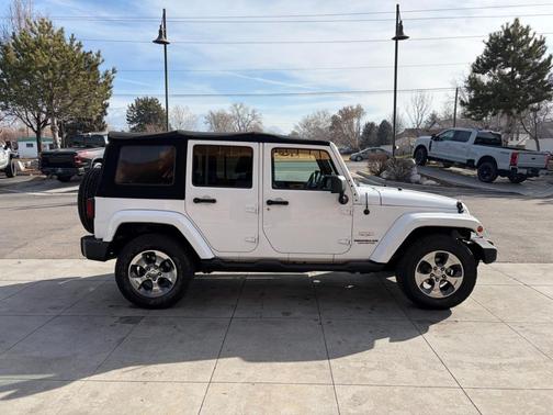 2014 Jeep Wrangler Unlimited Sahara