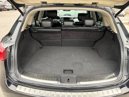 2011 INFINITI FX35 Base