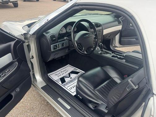 2004 Ford Thunderbird Base