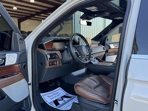 2024 Lincoln Navigator Reserve