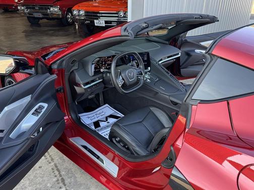 Red Mist Metallic Tintcoat 2022 Chevrolet Corvette Stingray w/2LT