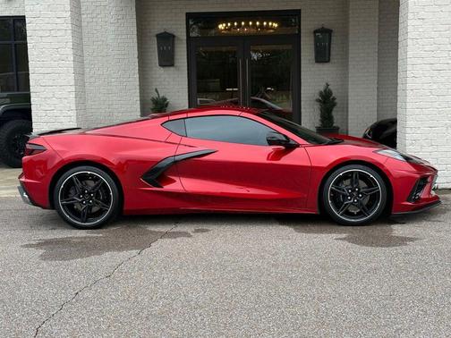 Red Mist Metallic Tintcoat 2022 Chevrolet Corvette Stingray w/2LT